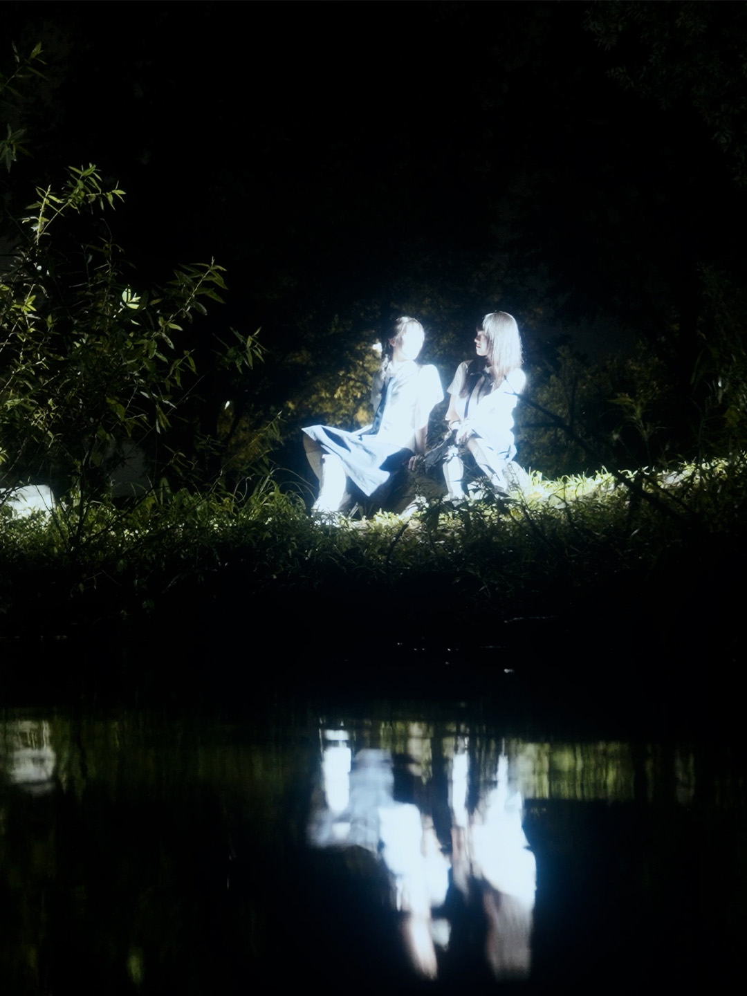 BUTTERFLIES AT A CREEK EAU DE PARFUM 30ML image number 1